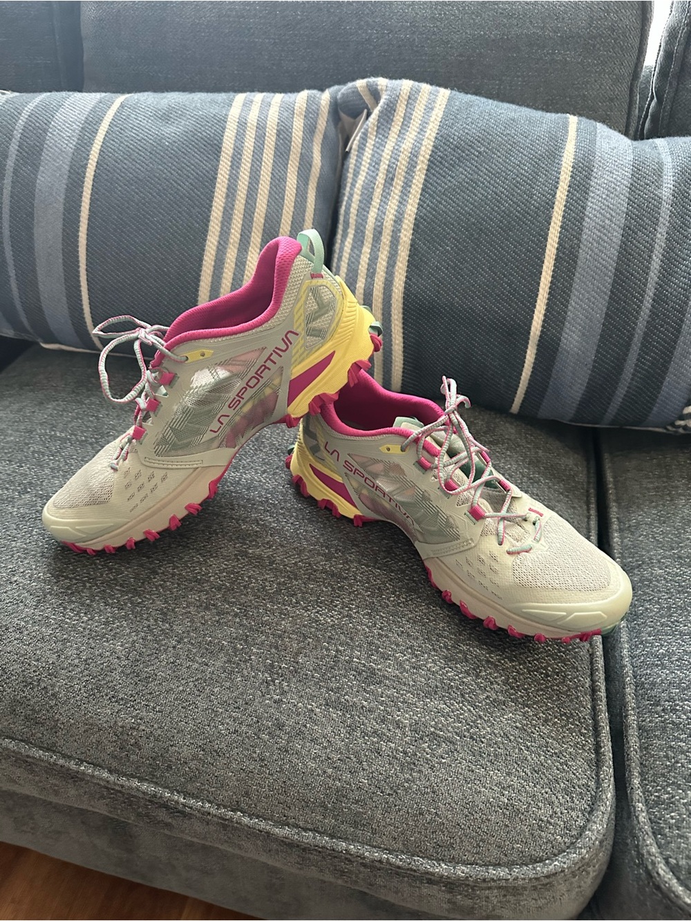La Sportiva Women's Trail Runner/Model: Bushido III Moon/Springtime